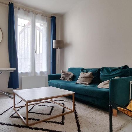 איברי-סור-סיין Modern 1 Bedroom Apartment Near The Metro. מראה חיצוני תמונה