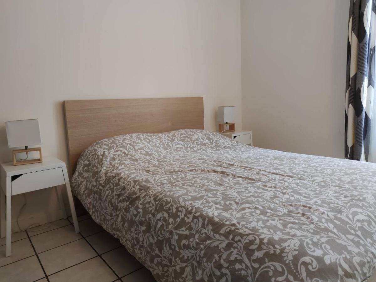 איברי-סור-סיין Modern 1 Bedroom Apartment Near The Metro. מראה חיצוני תמונה