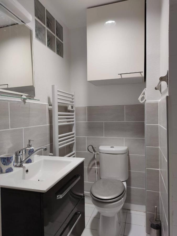 איברי-סור-סיין Modern 1 Bedroom Apartment Near The Metro. מראה חיצוני תמונה