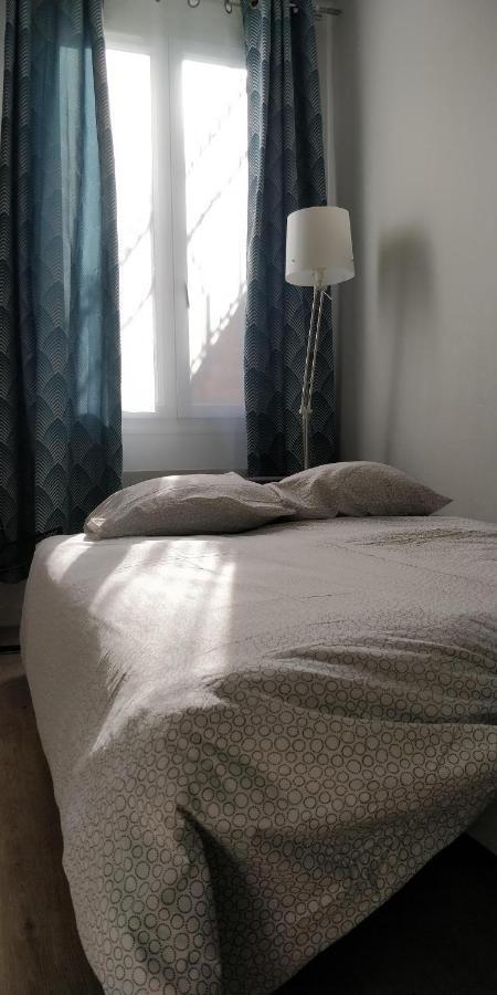 איברי-סור-סיין Modern 1 Bedroom Apartment Near The Metro. מראה חיצוני תמונה