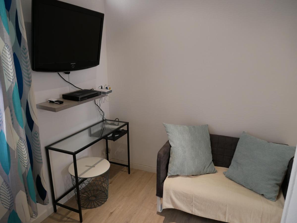 איברי-סור-סיין Modern 1 Bedroom Apartment Near The Metro. מראה חיצוני תמונה